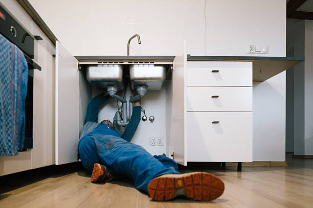 Professional Leak Detection technician working in Thorndale, PA